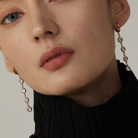 Stylish Colored Diamonds Long Earrings - Picture 4 of 6